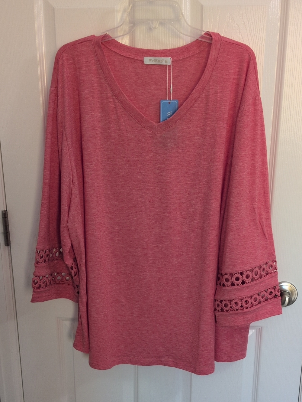 NWT Wellsize V Neck Tunic - Salmon - 4X